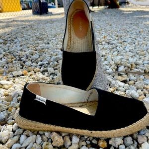 Soludos Classic Dali Espadrille made with recycled cotton and Jute